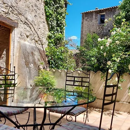 Holiday home 17th Century Town House In Centre Forcalquier