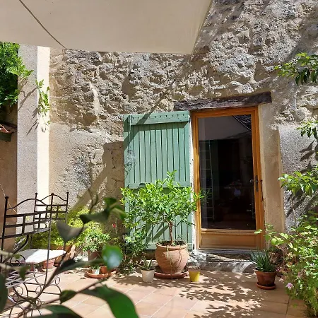 17th Century Town House In Centre *
