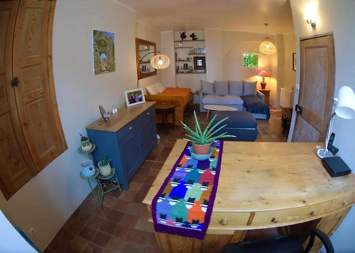 17th Century Town House In Centre Holiday home *