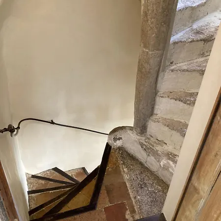 Дом отдыха 17th Century Town House In Centre *