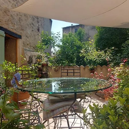 17th Century Town House In Centre Дом отдыха *