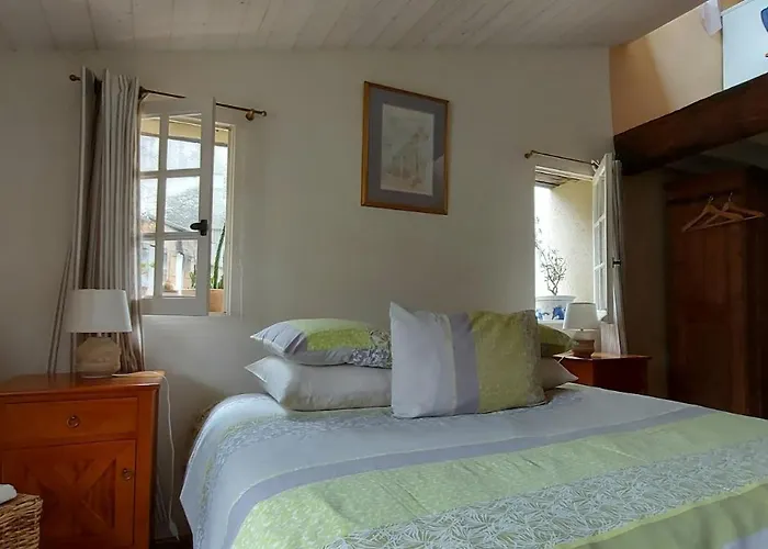 17th Century Town House In Centre