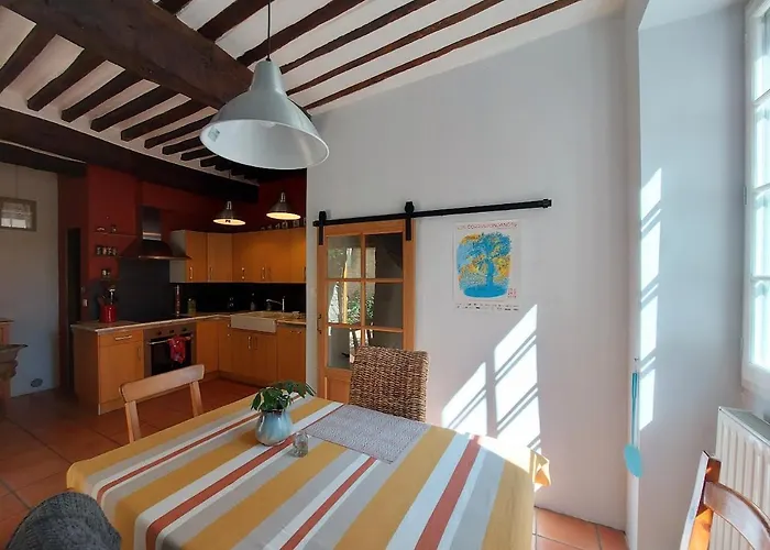 17th Century Town House In Centre